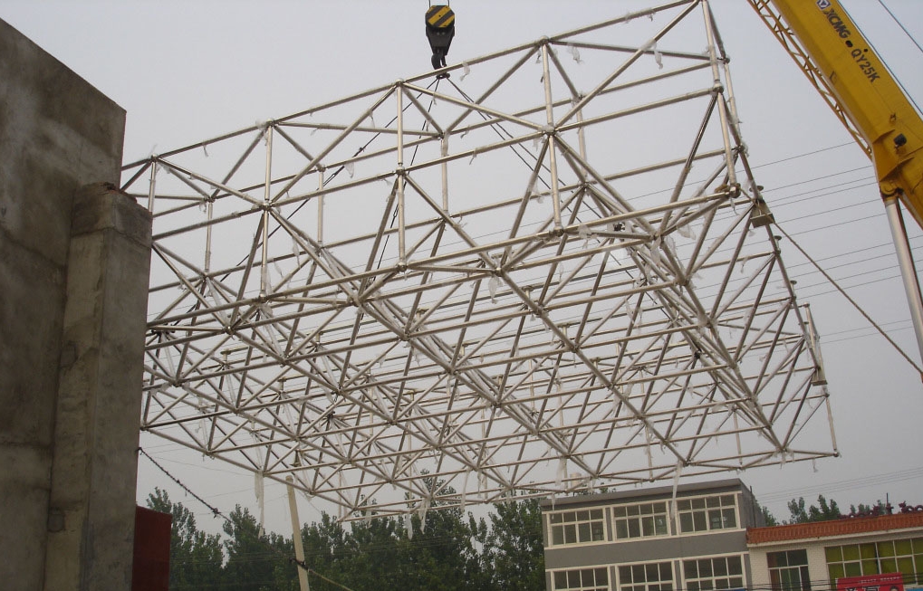 驻马店不锈钢门头网架安装